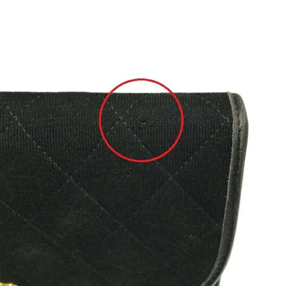 CHANEL Black Shoulder Bag